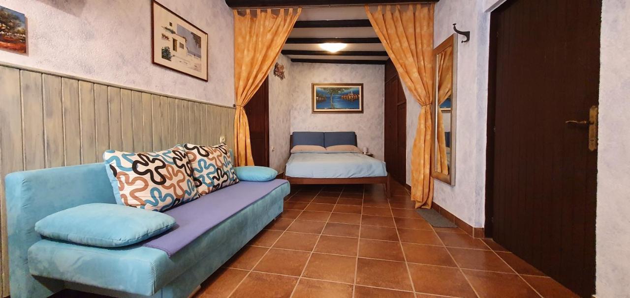 Studio Apartment Grisia Rovinj Exterior foto